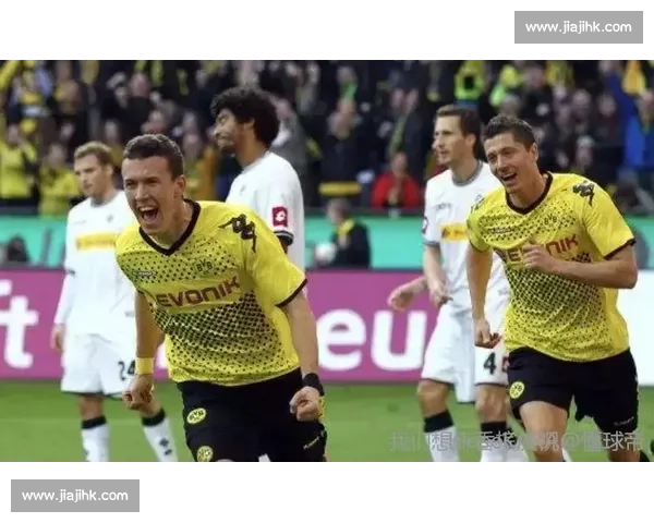 紫百合压价 2500 万欧买断条款，热那亚手握其他报价强硬拒让